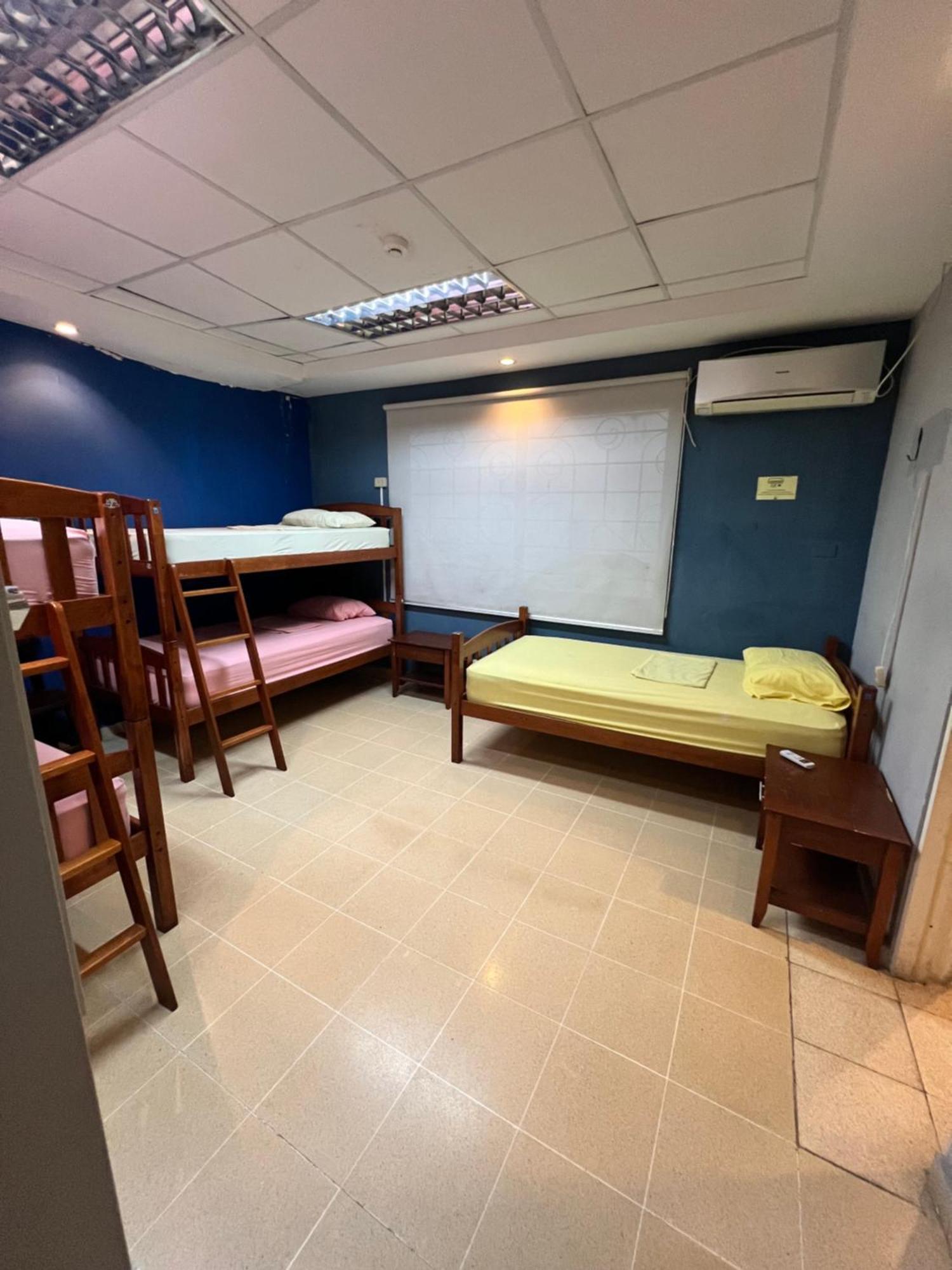 Panama Hat Hostel Hostel